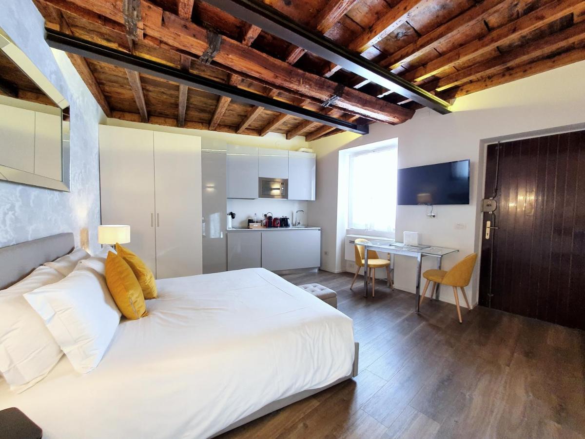 Heart Milan Apartments Duomo Colonne Exterior photo
