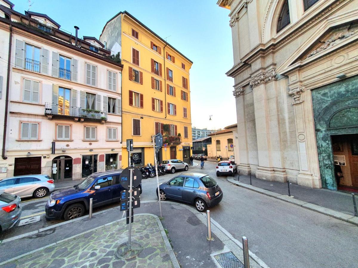 Heart Milan Apartments Duomo Colonne Exterior photo